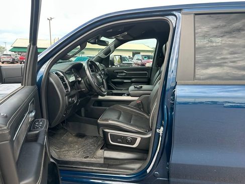Used 2023 RAM 1500 Laramie AWD/4WD image 10