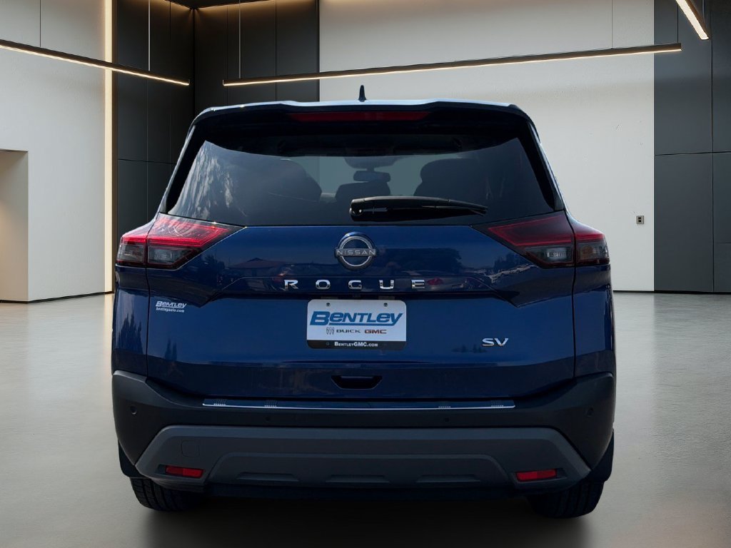 Used 2023 Nissan Rogue SV FWD image 5