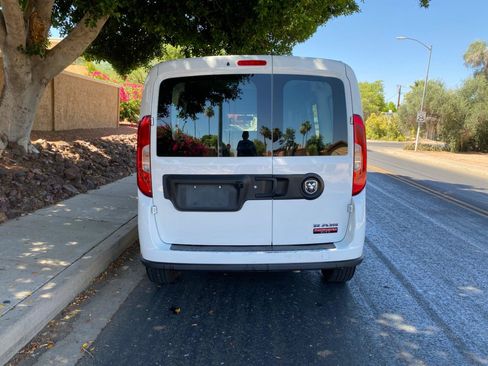 Used 2022 RAM ProMaster City Tradesman FWD image 7
