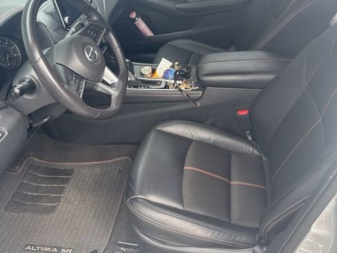 Used 2022 Nissan Altima 2.5 SR image 11