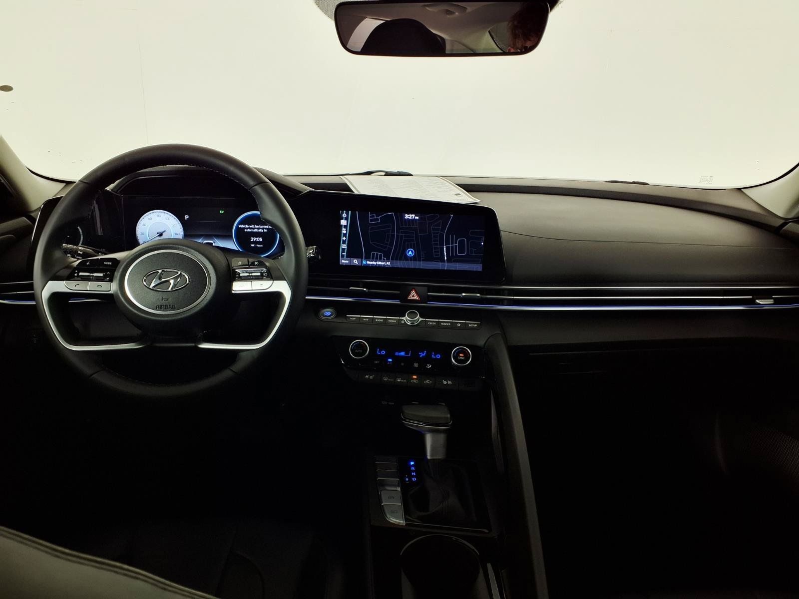 Certified 2023 Hyundai Elantra Limited FWD image 14