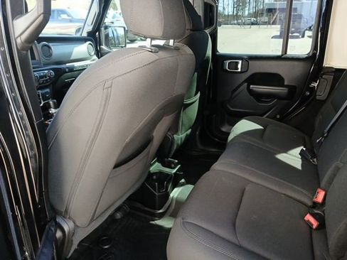 Used 2020 Jeep Wrangler Unlimited Sport S image 13