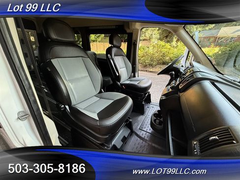 Used 2016 RAM ProMaster 2500 w/ Premium Appearance Group image 18
