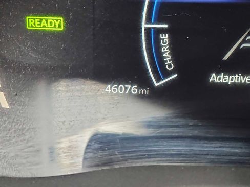 Used 2025 Toyota Camry SE image 13