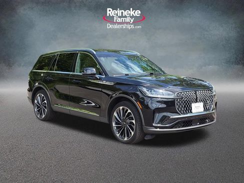 Used 2025 Lincoln Aviator Reserve w/ Equipment Group 201A AWD/4WD image 3
