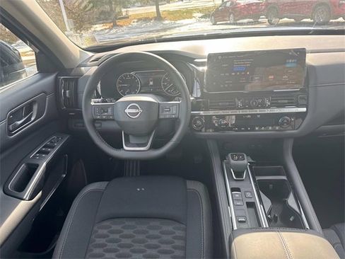 New 2026 Nissan Pathfinder SV image 19