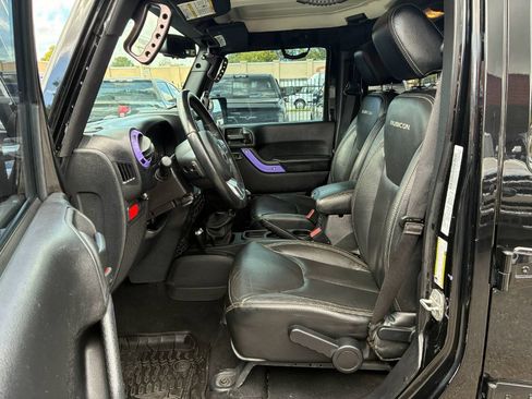 Used 2016 Jeep Wrangler Unlimited Rubicon AWD/4WD image 10