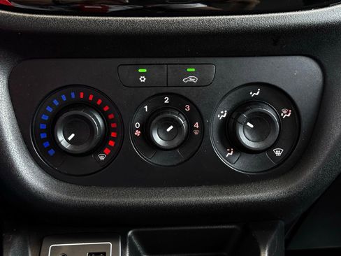 Used 2018 RAM ProMaster City SLT image 44