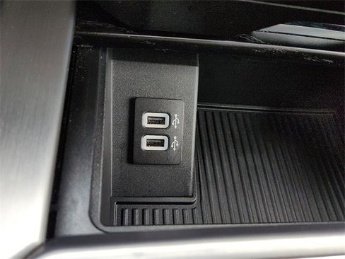 Used 2019 Ford F350 Platinum w/ Platinum Ultimate Package image 28