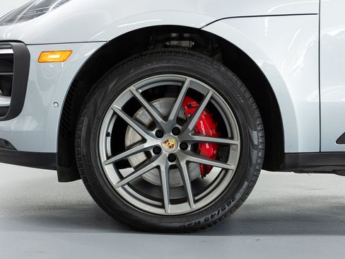 Used 2022 Porsche Macan S w/ Premium Package Plus AWD/4WD image 15