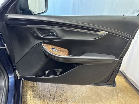Certified 2015 Chevrolet Impala LT w/ Convenience Package image 24