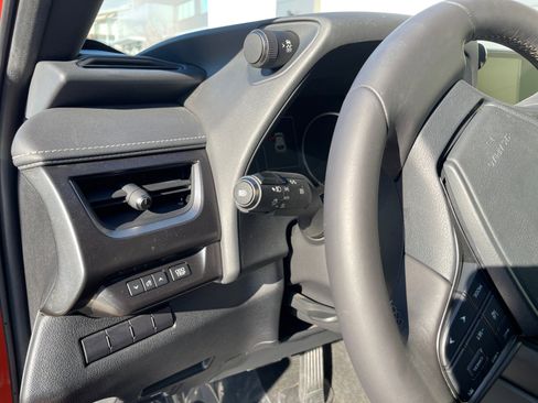 Used 2021 Lexus UX 250h UX 250h w/ Accessory Package (Z2) image 24