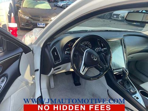 Used 2019 INFINITI Q50 Luxe w/ Essential Package (3.0T Luxe) AWD/4WD image 2