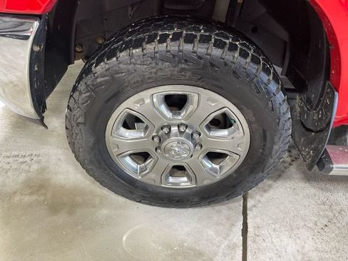 Used 2018 RAM 2500 Laramie AWD/4WD image 11