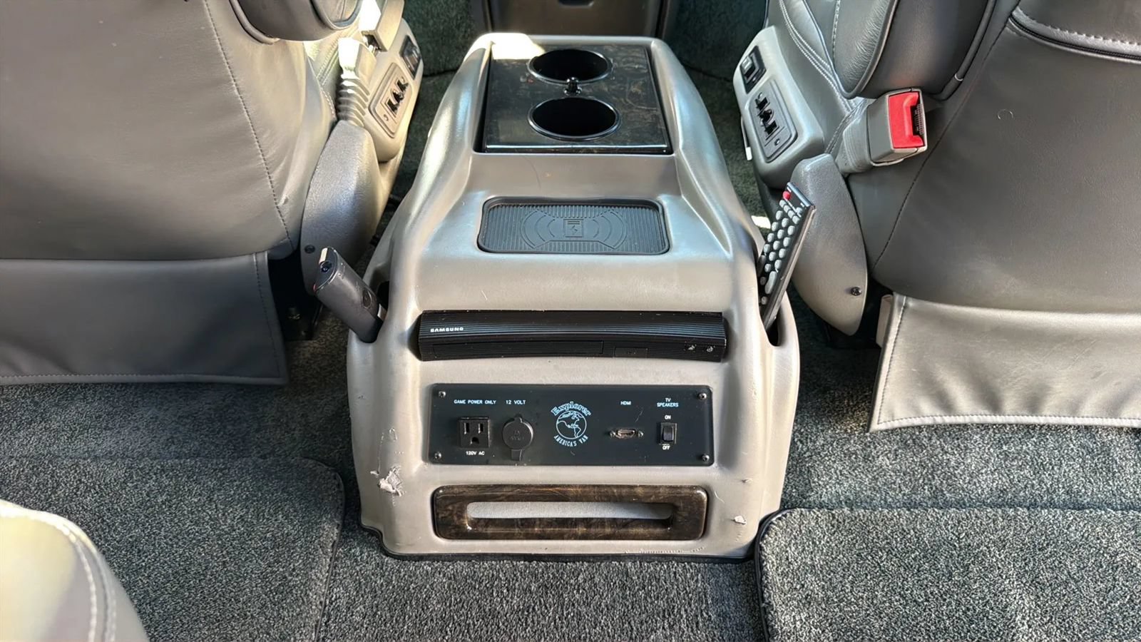 Used 2019 GMC Savana 2500 w/ Enhanced Convenience Package RWD image 79