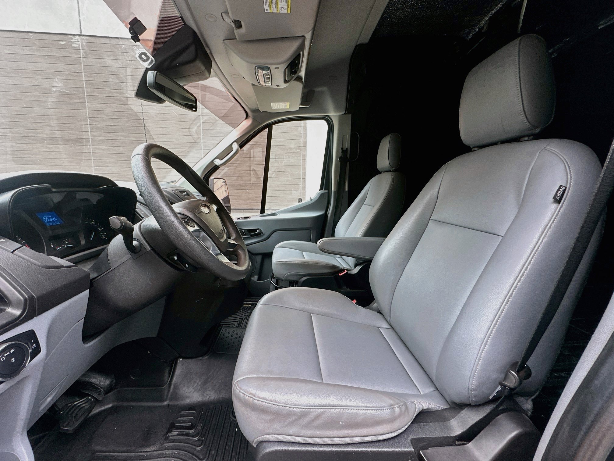 Used 2016 Ford Transit 250 148 Medium Roof w/ Exterior Upgrade Package RWD image 13