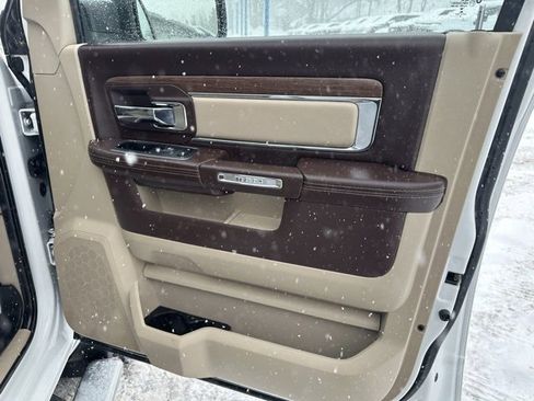 Used 2018 RAM 2500 Laramie image 17