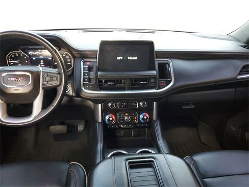 Used 2021 GMC Yukon SLT w/ SLT Premium Package image 10
