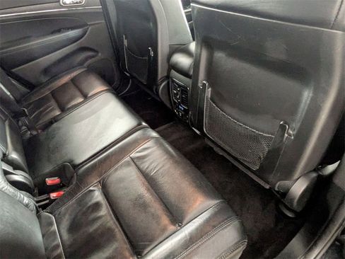 Certified 2018 Jeep Grand Cherokee Limited image 32