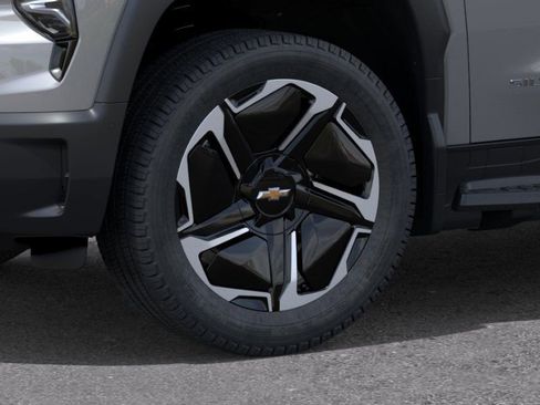 New 2026 Chevrolet Silverado EV LT w/ Premium Package image 9