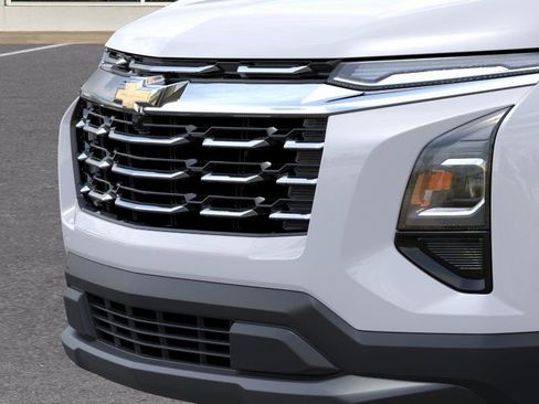 New 2026 Chevrolet Equinox LT w/ Convenience Package II AWD/4WD image 15