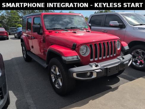 Used 2018 Jeep Wrangler Unlimited Sahara AWD/4WD image 3