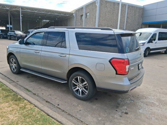 Used 2023 Ford Expedition Max XLT RWD image 3