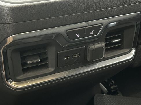 Used 2020 GMC Sierra 1500 Denali w/ Denali Ultimate Package image 38