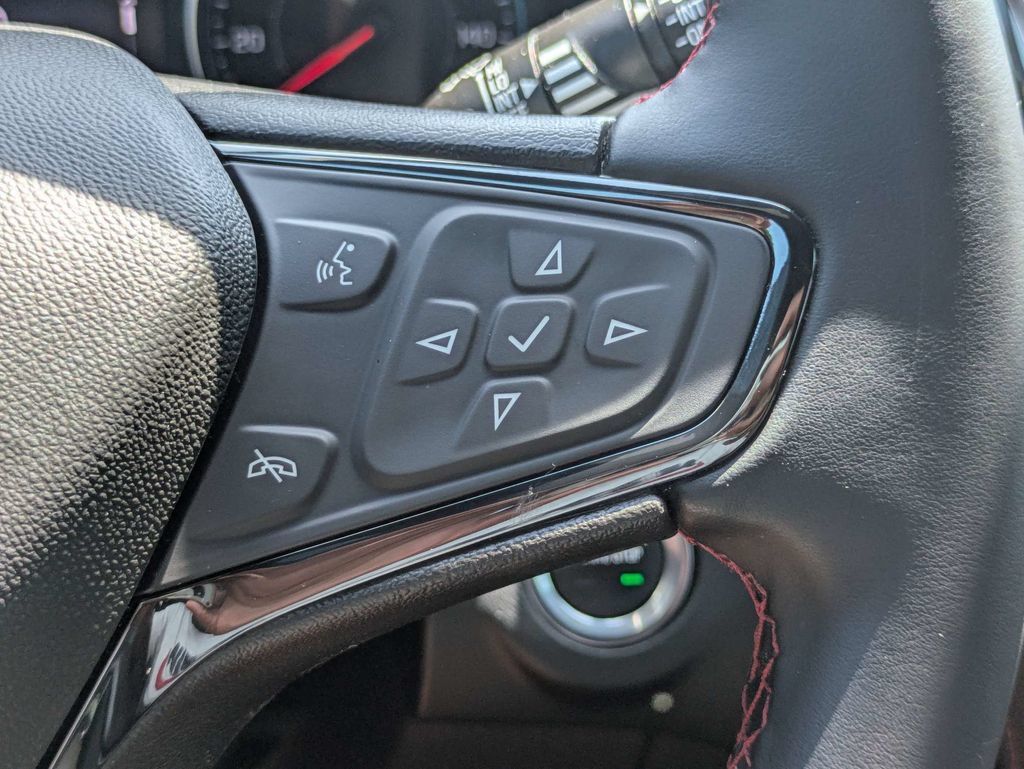 Used 2024 Chevrolet Equinox RS FWD image 27