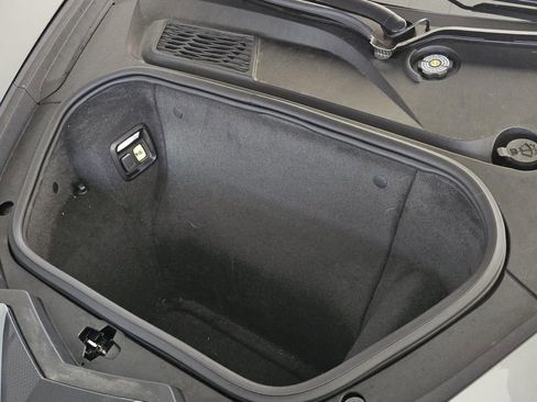 Used 2024 Chevrolet Corvette Stingray Convertible image 10