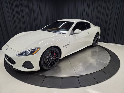 Used 2018 Maserati GranTurismo Sport image 7