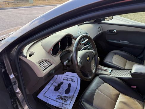 Used 2011 Chevrolet Malibu LTZ w/ HFV6 Engine Package image 11