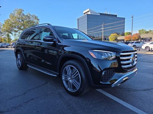 Certified 2026 Mercedes-Benz GLS 450 4MATIC image 7