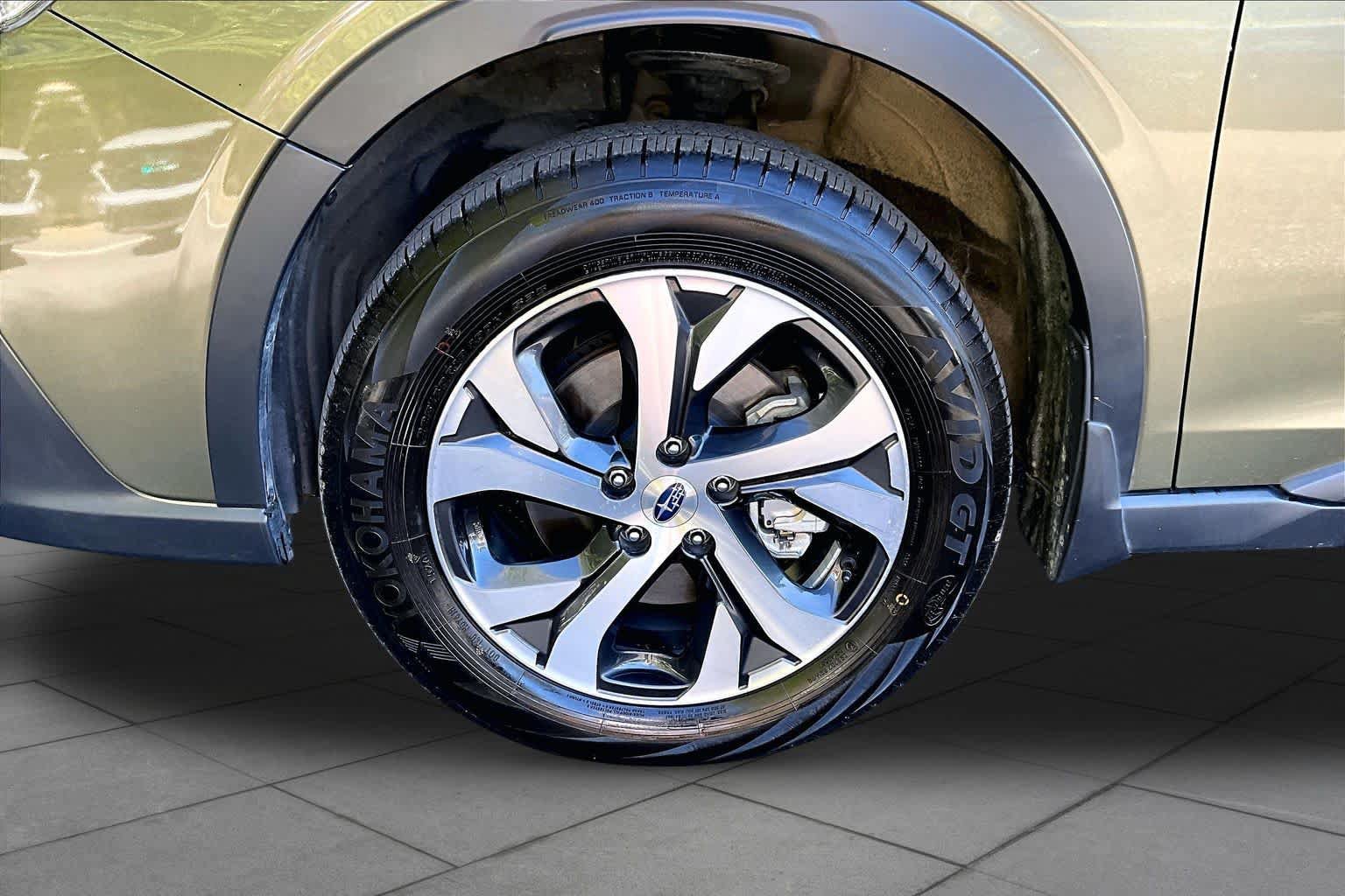 Used 2022 Subaru Outback Limited w/ Popular Package #2 AWD/4WD image 11