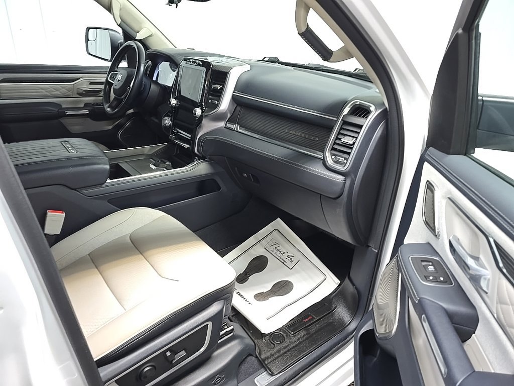 Used 2024 RAM 1500 Limited AWD/4WD image 17