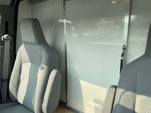 New 2024 Ford E-450 and Econoline 450 Super Duty w/ Interior Upgrade Package image 17