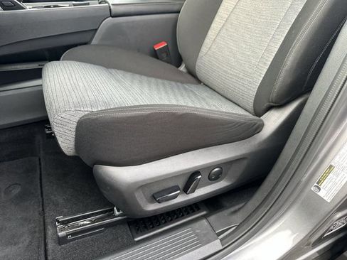 Certified 2023 Nissan Rogue SV image 28