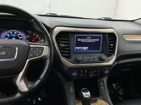 Used 2018 GMC Acadia Denali w/ Technology Package AWD/4WD image 37