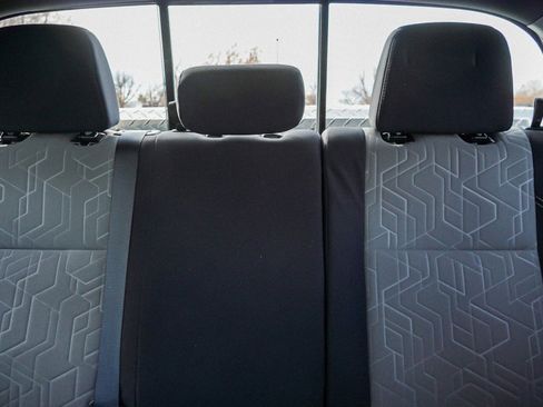 Used 2023 Toyota Tacoma TRD Off-Road image 21