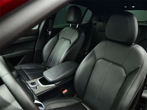 Used 2022 Alfa Romeo Stelvio Ti image 19