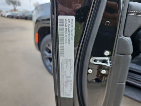 New 2026 Jeep Grand Wagoneer Limited AWD/4WD image 33