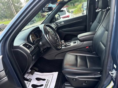 Used 2021 Jeep Grand Cherokee Limited AWD/4WD image 8