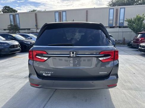 Used 2024 Honda Odyssey Touring image 6