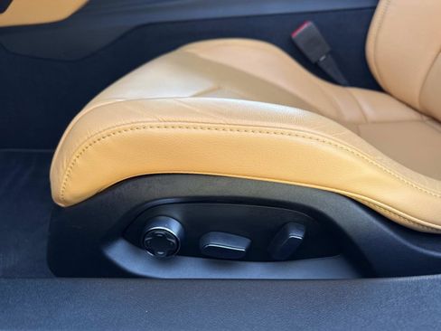 Used 2021 Chevrolet Corvette Stingray Preferred Conv w/ Z51 Performance Package image 16