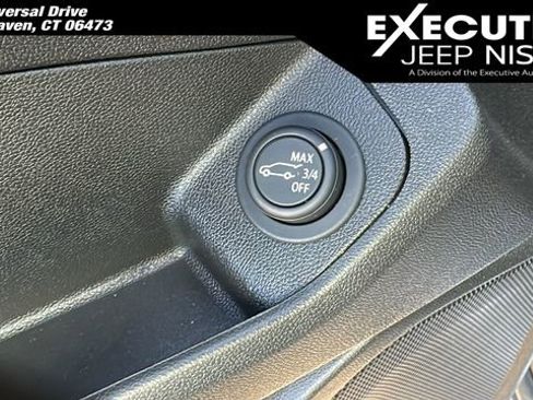 Used 2022 GMC Terrain Denali w/ LPO, Floor Liner Package image 23