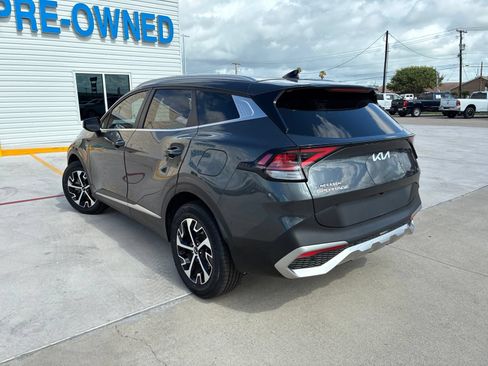 Used 2023 Kia Sportage EX AWD/4WD image 5