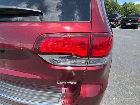 Used 2022 Jeep Grand Cherokee Limited AWD/4WD image 26