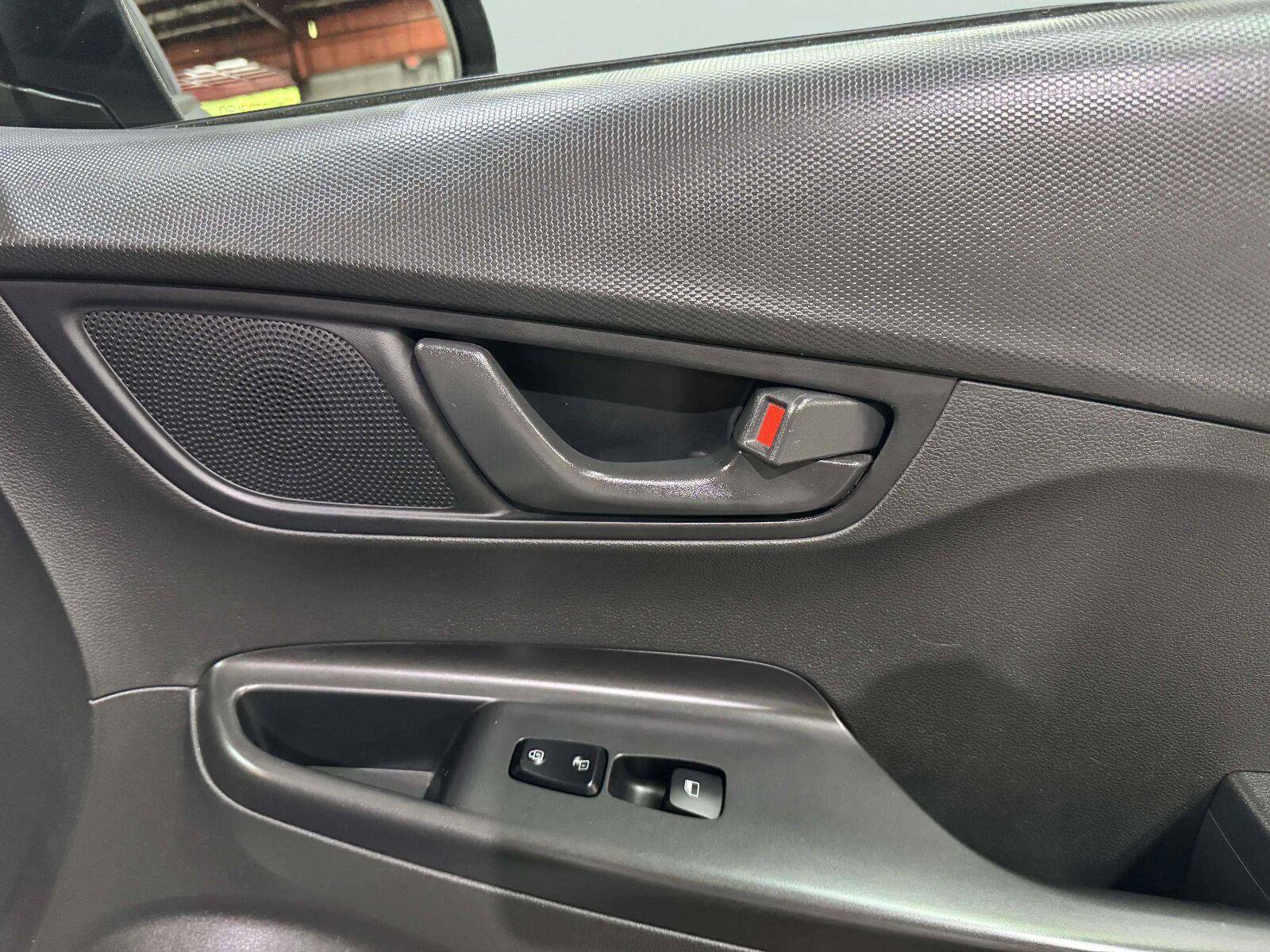 Used 2022 Hyundai Kona SEL AWD/4WD image 49