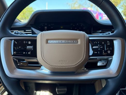 Used 2024 Land Rover Range Rover Long Wheelbase Autobiography AWD/4WD image 23