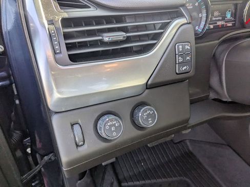 Used 2019 Chevrolet Tahoe LT image 15